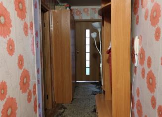 Сдача в аренду комнаты, 17.4 м2, Новосибирск, улица Кошурникова, метро Золотая Нива