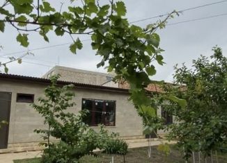 Дом на продажу, 260 м2, посёлок городского типа Семендер, улица Кумукова, 106А