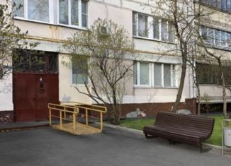 Сдается в аренду 2-комнатная квартира, 50 м2, Москва, Ферганская улица, 13к1, метро Юго-Восточная