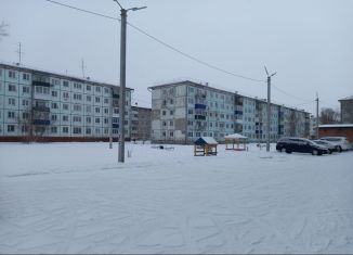 Четырехкомнатная квартира на продажу, 60 м2, Усолье-Сибирское, улица Луначарского