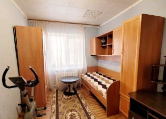 Продажа 3-ком. квартиры, 69 м2, Ставрополь, Биологическая улица, 8, микрорайон № 10