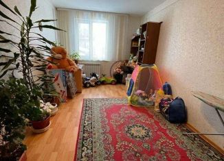 Продается трехкомнатная квартира, 61 м2, Наволоки, Советская улица, 26