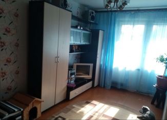 Продается 4-комнатная квартира, 65 м2, рабочий посёлок Гремячево, площадь Свободы