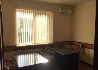 Офис в аренду, 13 м2, Нальчик, улица Тарчокова, 105