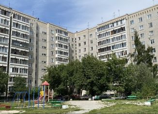 Продается двухкомнатная квартира, 48 м2, Екатеринбург, Латвийская улица, 45