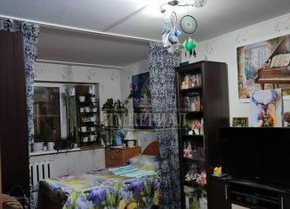 Продается 3-ком. квартира, 61 м2, Йошкар-Ола, улица Строителей, 3