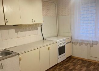 Продается двухкомнатная квартира, 50 м2, Советск, улица Гончарова, 10