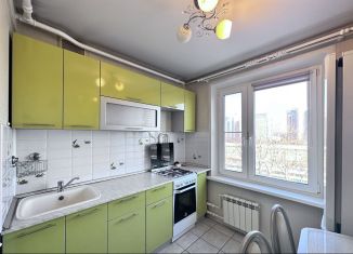 Двухкомнатная квартира в аренду, 43 м2, Москва, улица Сталеваров, 4к4, станция Реутов