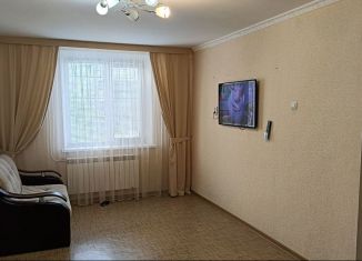 Сдам 1-ком. квартиру, 37 м2, Татарстан, улица Толстого