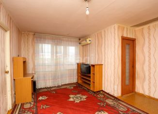 Продам 2-комнатную квартиру, 46 м2, Челябинская область, улица Островского, 19А