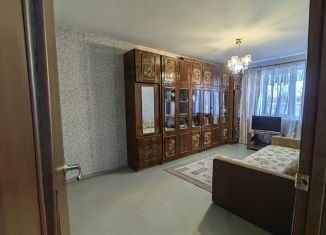 Сдается в аренду 2-комнатная квартира, 54 м2, Псковская область, улица Олега Кошевого