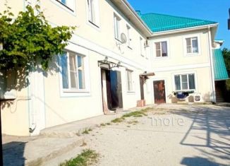 Продажа четырехкомнатной квартиры, 125 м2, село Гайдук, Вишнёвая улица, 30
