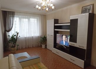 Сдам трехкомнатную квартиру, 66.8 м2, Новочебоксарск, улица Воинов-Интернационалистов