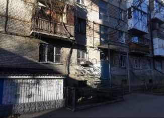 Продается 2-ком. квартира, 40 м2, Ставропольский край, проспект 40 лет Октября, 51