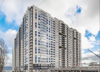 Продается двухкомнатная квартира, 47.6 м2, Краснодарский край, улица Куникова, 47Бк2