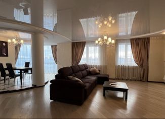 Продаю 3-комнатную квартиру, 156 м2, Кировская область, Московская улица, 83