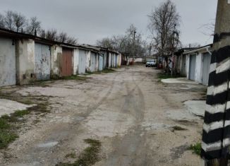 Продаю гараж, 28 м2, Керчь, улица Воловодова