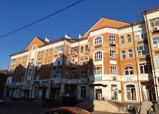 Сдается двухкомнатная квартира, 54 м2, Татарстан, улица Парижской Коммуны, 19