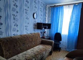Трехкомнатная квартира на продажу, 62.1 м2, Армянск, Железнодорожная улица, 4