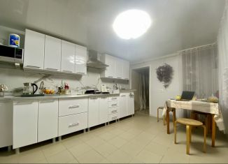 Трехкомнатная квартира на продажу, 77 м2, Таганрог, Итальянский переулок, 42