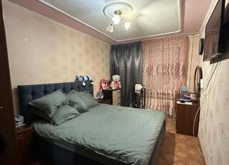 Продается 3-ком. квартира, 72 м2, Астраханская область, улица Димитрова, 7