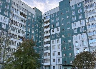 Продается трехкомнатная квартира, 57.2 м2, Санкт-Петербург, Искровский проспект, 4к1, Искровский проспект