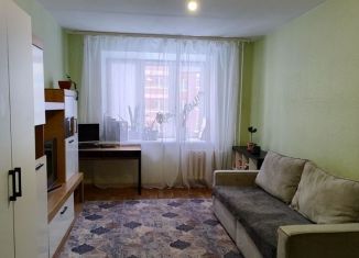 Продается 2-комнатная квартира, 59.8 м2, Пермский край, улица Калинина, 42