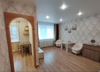 Сдается 1-ком. квартира, 30.1 м2, Псков, Октябрьский проспект, 33А