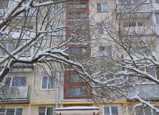 Продается трехкомнатная квартира, 62 м2, Луга, улица Красной Артиллерии, 36