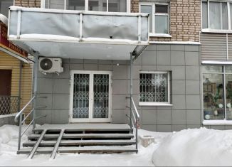 Сдам в аренду торговую площадь, 30.1 м2, Яранск, улица Кирова, 26