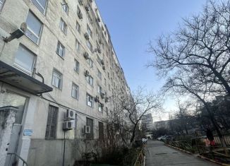 Продам двухкомнатную квартиру, 46 м2, Краснодарский край, проспект Дзержинского, 187