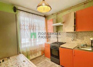 Продам двухкомнатную квартиру, 43 м2, Ярославская область, улица Чкалова, 45