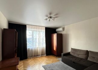 Сдам в аренду 2-комнатную квартиру, 55 м2, Краснодар, 2-й проезд Айвазовского, 14, микрорайон Черемушки