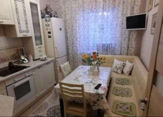 Продам 3-комнатную квартиру, 69 м2, Дмитров, Сиреневая улица, 1