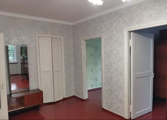 Продам трехкомнатную квартиру, 45 м2, Кореновск, Тимашевская улица, 1