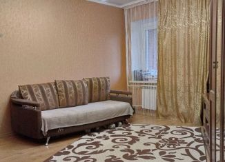 Продаю двухкомнатную квартиру, 62 м2, Новосибирск, улица Лескова, 15, метро Площадь Ленина