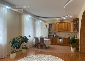 Продажа трехкомнатной квартиры, 90 м2, Барнаул, улица Папанинцев, 134, Железнодорожный район