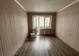 Продаю 2-комнатную квартиру, 50 м2, Карачаево-Черкесия, Советская улица, 74