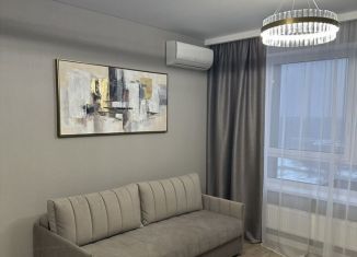 Сдается в аренду 4-комнатная квартира, 110 м2, Москва, улица Никитина, 11к1