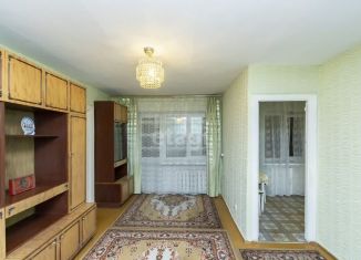 Продается двухкомнатная квартира, 44 м2, Тюмень, улица Мельникайте, 95