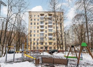 Продам 1-ком. квартиру, 32 м2, Москва, улица Константинова, 1