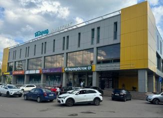 Продается торговая площадь, 12922 м2, Москва, метро Домодедовская, Домодедовская улица, 28