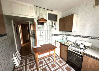 Продам 2-ком. квартиру, 51 м2, Симферополь, улица имени Мате Залки, 11