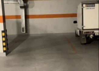 Сдам машиноместо, 15 м2, Крым, улица Ленина, 24