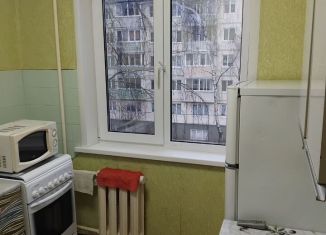 Продаю 1-ком. квартиру, 31 м2, Московская область, 1-й микрорайон, 20