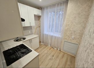 Продажа 2-ком. квартиры, 42 м2, Ленинградская область, Комсомольская улица, 14