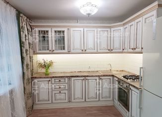 Продается 2-ком. квартира, 63.5 м2, Волгоград, улица Таращанцев, 68А