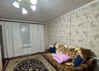 Аренда 2-комнатной квартиры, 48 м2, Мурманская область, улица Космонавтов, 12