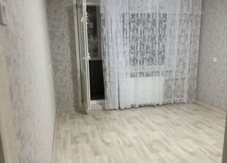 Продам 2-ком. квартиру, 46 м2, Новокузнецк, Ярославская улица, 1