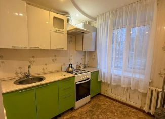 Продажа однокомнатной квартиры, 32 м2, Азнакаево, улица Гагарина, 13